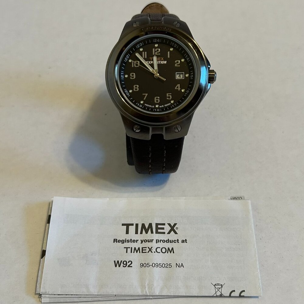 Timex Expedition W92 men's watch with date and Indiglo night light-Size 40mm